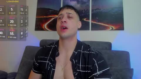 mattsaill_ online show from October 11, 11:31 am