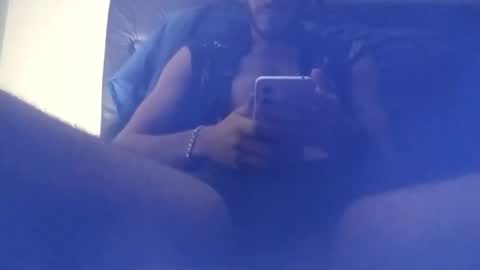 Snapshot of mattt_333 chatting on February 1, 7:26 am mattt_333 online show from February 1, 7:26 am