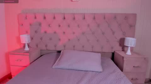 Snapshot of mattthompsonn chatting on February 12, 11:44 pm Matt online show from February 12, 11:44 pm