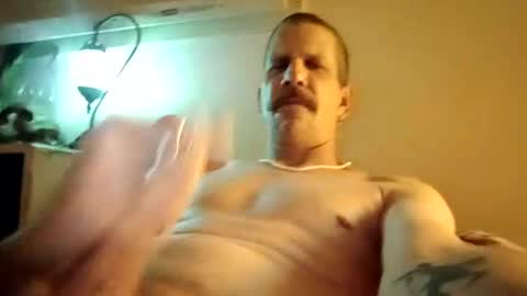 Snapshot of mattyfin80 chatting on February 2, 1:19 pm mattyfin80 online show from February 2, 1:19 pm