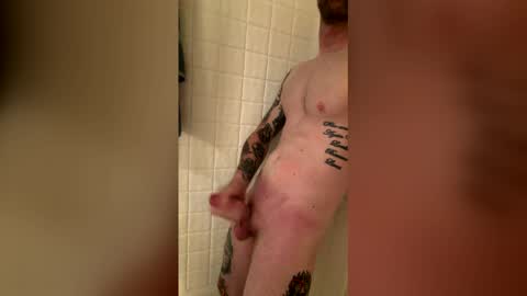 Snapshot of mattyice734 chatting on December 21, 7:43 pm mattyice734 online show from December 21, 7:43 pm