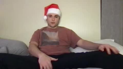 Snapshot of mattythomas69 chatting on December 16, 8:36 pm HornyGamer online show from December 16, 8:36 pm