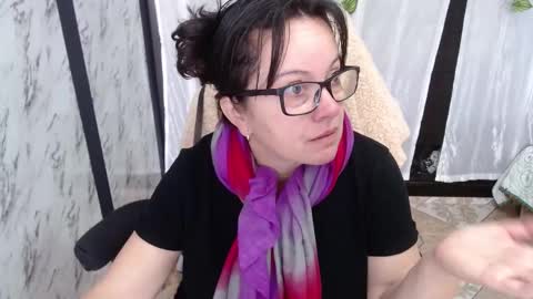 Snapshot of mature_wolf chatting on February 25, 4:21 pm Sonia online show from February 25, 4:21 pm