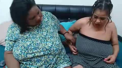 Snapshot of maturedbootyqueen chatting on March 2, 9:21 pm QUEEN online show from March 2, 9:21 pm