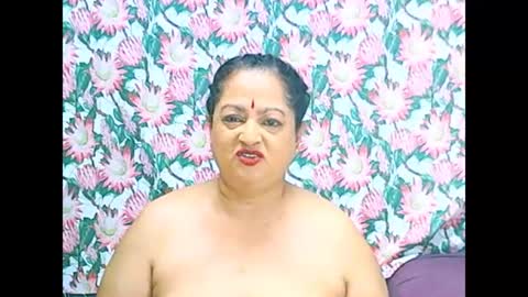 matureindian654u online show from June 14, 5:04 pm