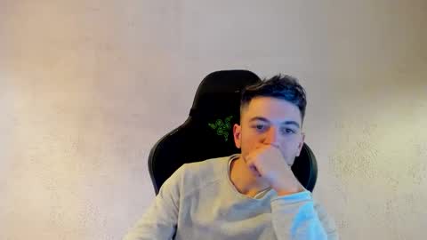 matz12333 online show from January 10, 4:31 pm