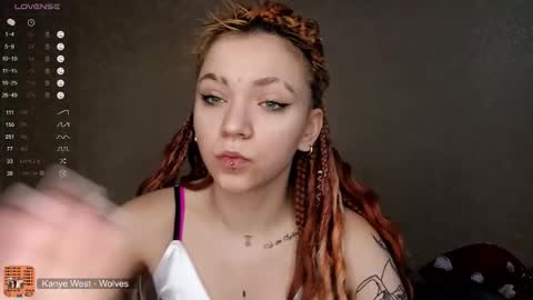 Mia online show from January 14, 8:20 am