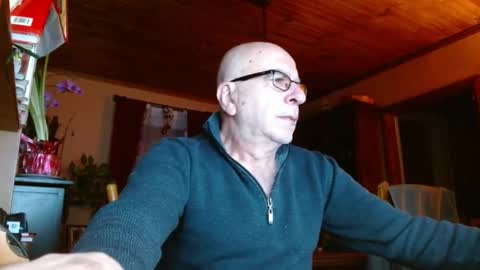 Maurice online show from January 23, 10:43 am