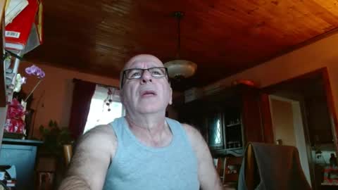 Maurice online show from March 5, 11:49 am
