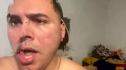 Snapshot of mauricio760p chatting on October 24, 3:14 am mauricio760p online show from October 24, 3:14 am