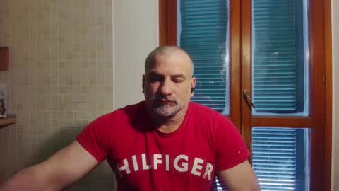 mauro1971 online show from March 22, 11:02 am