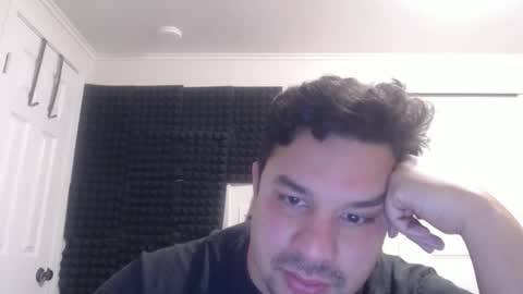 Snapshot of mauro656 chatting on December 17, 7:58 am mauro656 online show from December 17, 7:58 am