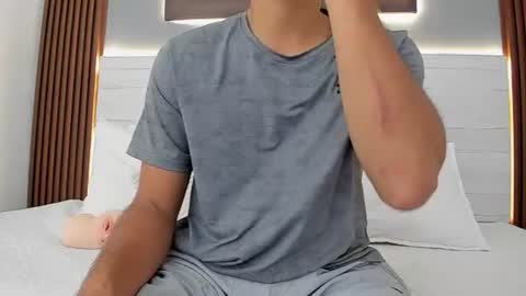 Snapshot of mauro_boy chatting on June 9, 7:14 pm mauro_boy online show from June 9, 7:14 pm