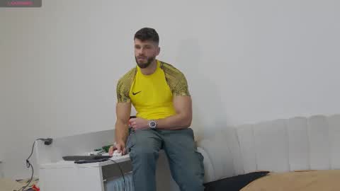 mauro_real_man online show from December 1, 7:08 pm