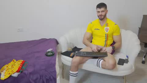 mauro_real_man online show from February 4, 6:03 pm