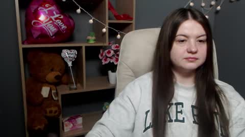 MavkaCute online show from February 10, 7:40 pm