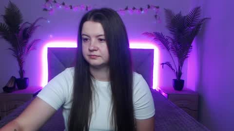 Snapshot of mavkacute chatting on July 10, 6:54 pm MavkaCute online show from July 10, 6:54 pm