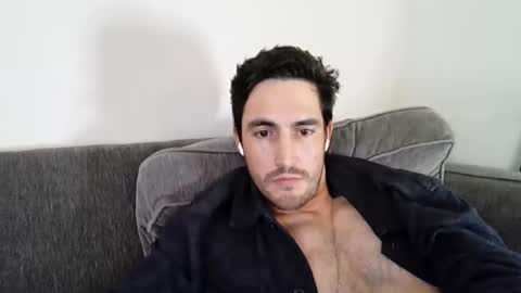 Snapshot of mavvvyrick chatting on May 25, 5:35 am mavvvyrick online show from May 25, 5:35 am