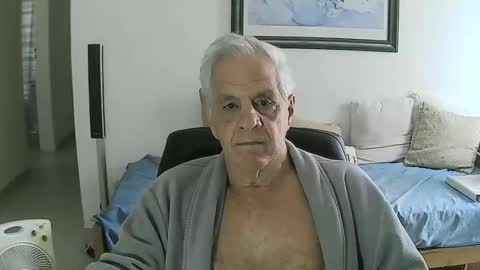 max_2017 online show from February 28, 1:45 pm