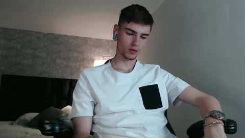 Snapshot of max_denver05 chatting on September 9, 6:07 pm max_denver05 online show from September 9, 6:07 pm