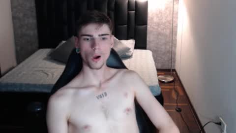 Snapshot of max_denver05 chatting on September 15, 5:46 pm max_denver05 online show from September 15, 5:46 pm