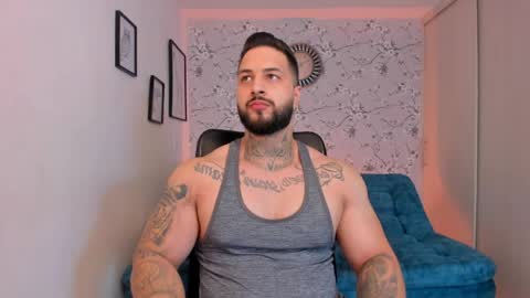 Snapshot of max_dic1 chatting on June 3, 3:09 am max D. online show from June 3, 3:09 am
