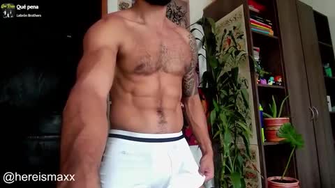 Max Follow me IGX hereismaxx online show from December 4, 5:11 pm