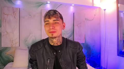 Max online show from April 16, 3:51 am