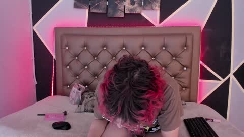 Max lover1 online show from December 18, 1:56 pm