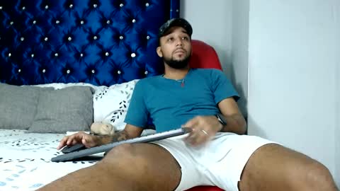 max_sexyhot26 online show from December 4, 3:15 am