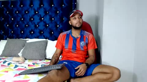 max_sexyhot26 online show from December 5, 8:55 am