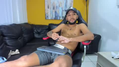 max_sexyhot26 online show from January 5, 6:02 am