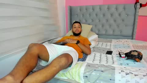 max_sexyhot26 online show from January 10, 5:58 am