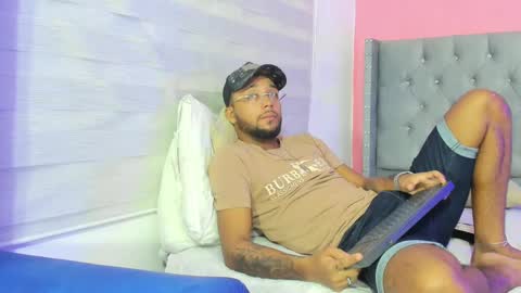 max_sexyhot26 online show from January 30, 2:38 am