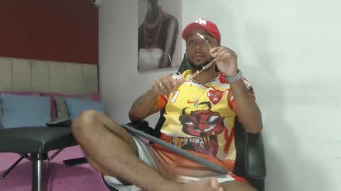 max_sexyhot26 online show from February 20, 2:40 am