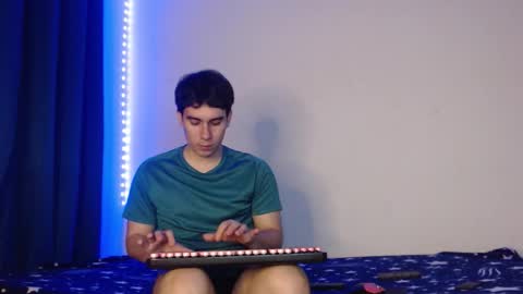 max_snow1616 online show from February 20, 4:29 pm