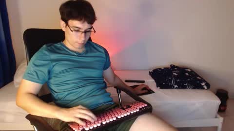 max_snow1616 online show from March 23, 12:36 am