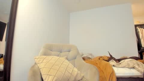 Snapshot of max_steelc chatting on November 16, 1:55 am max_steelc online show from November 16, 1:55 am