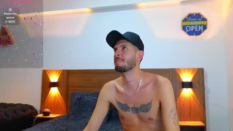 Max Taylor online show from February 24, 7:19 pm