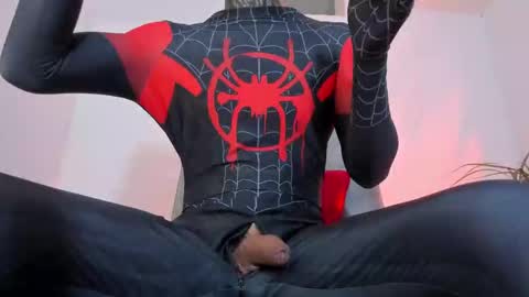 Max online show from November 13, 2:38 pm