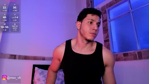 Snapshot of max_valiant1 chatting on November 5, 4:23 am max_valiant1 online show from November 5, 4:23 am