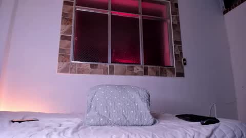 Snapshot of max_valiant1 chatting on November 8, 11:32 am max_valiant1 online show from November 8, 11:32 am