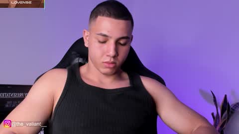 Snapshot of max_valiant1 chatting on February 1, 10:30 pm max_valiant1 online show from February 1, 10:30 pm