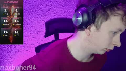 maxboner94 online show from March 1, 7:27 pm