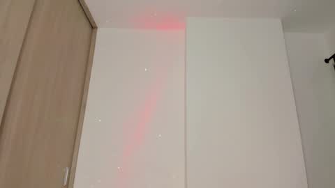 Snapshot of maxfrost1 chatting on February 26, 7:57 pm Max online show from February 26, 7:57 pm