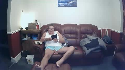 MAX online show from October 25, 10:48 pm