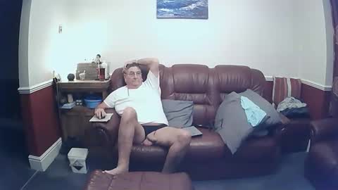 MAX online show from October 26, 10:36 pm