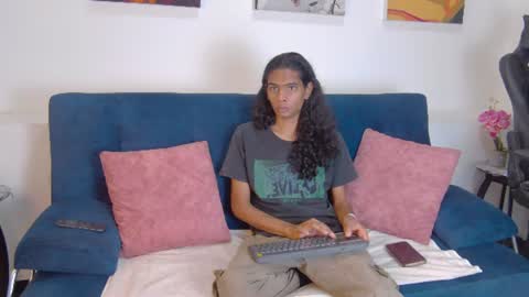 Maxi  Max online show from June 20, 7:27 pm