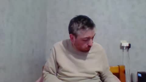 Snapshot of maximefrxx chatting on December 16, 7:00 pm Maxime online show from December 16, 7:00 pm