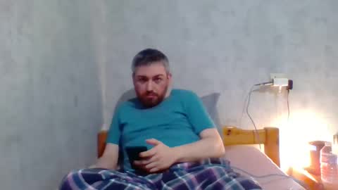 Snapshot of maximefrxx chatting on December 30, 11:28 pm Maxime online show from December 30, 11:28 pm